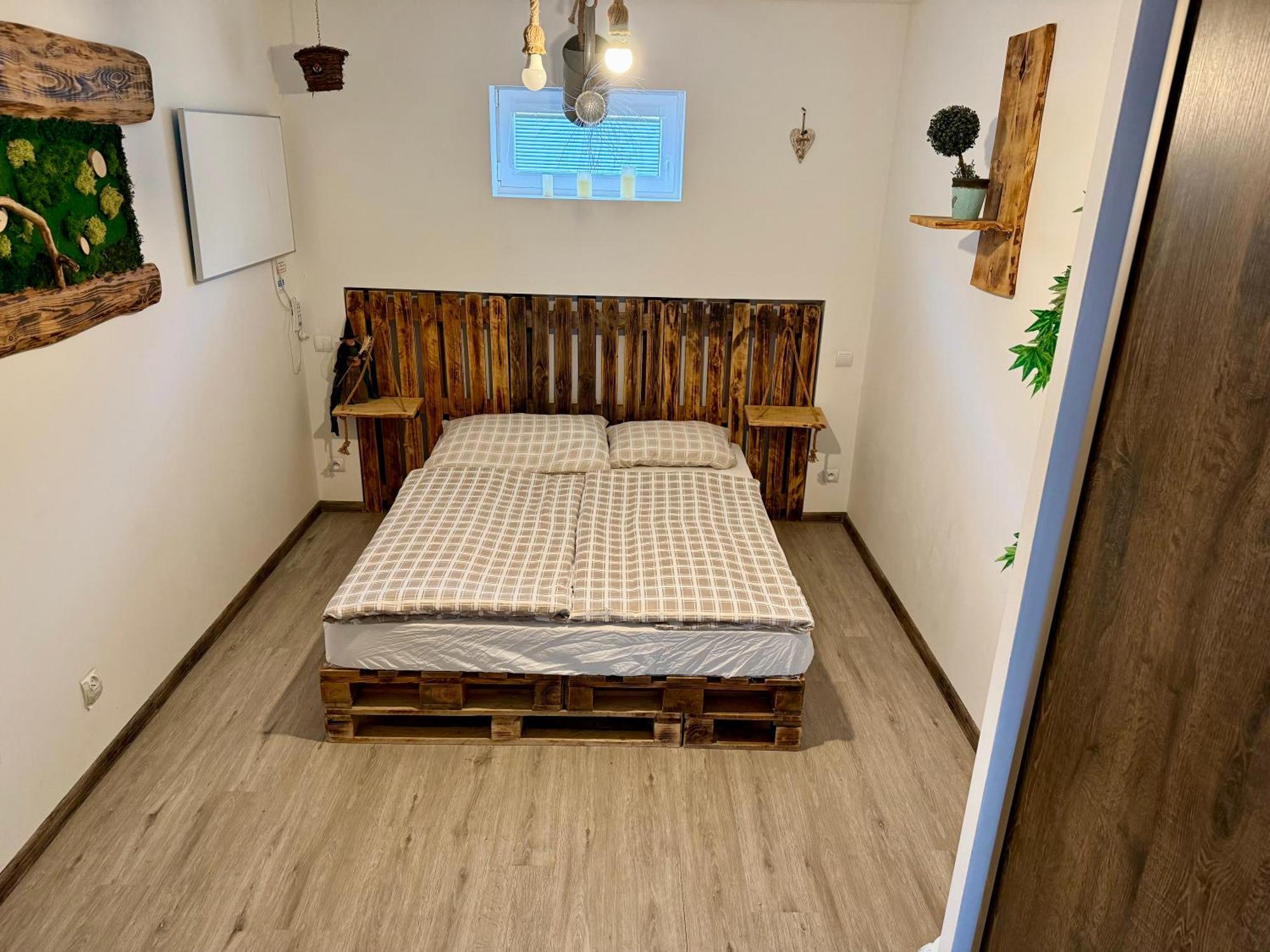 Apartmany Apollo Nagymihály Kültér fotó