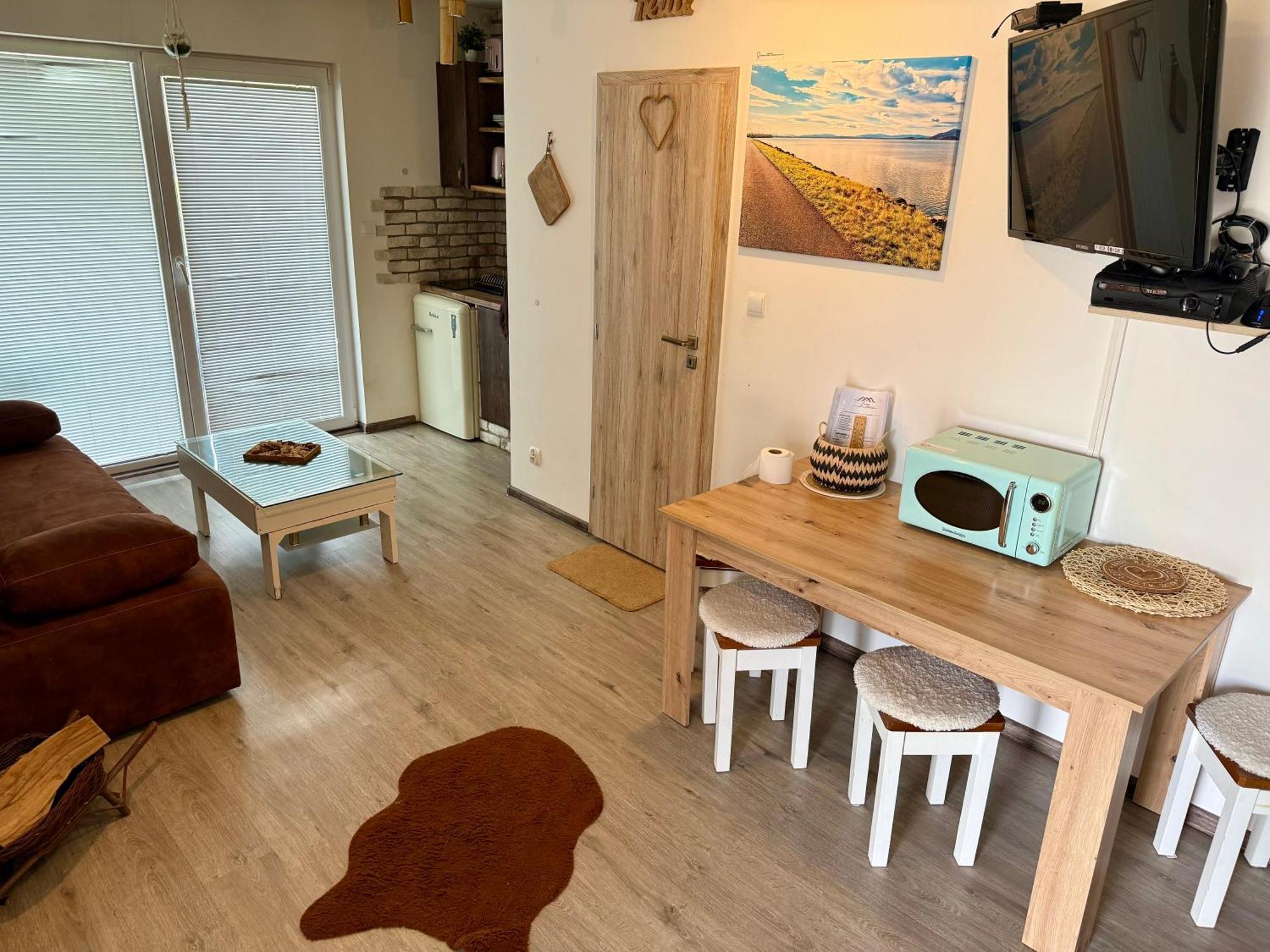 Apartmany Apollo Nagymihály Kültér fotó